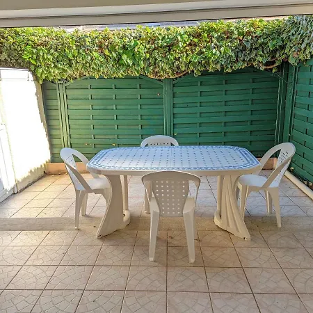 Maison Proche Plage, Commerces, 6 Pers., Terrasse, Parking Prive, Option Internet, Animaux Non Admis - Fr-1-387-196